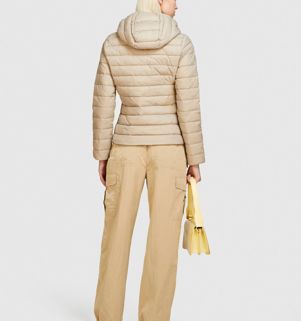 Padded slim comfort fit jacket - women's puffer jackets and coats - Beige | Sisley image number 3